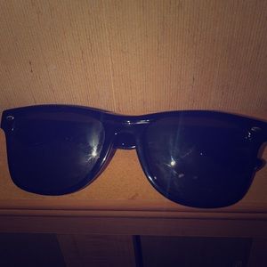 Black sunglasses